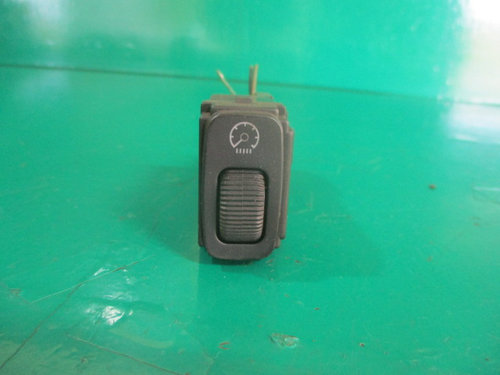 BUTON / COMANDA REGLAJ LUMINI BORD MITSUBISHI PAJERO SHOGUN III FAB. 1999 – 2007 ⭐⭐⭐⭐⭐