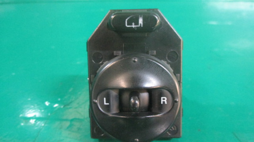 BUTON / COMANDA REGLAJ OGLINZI CU RABATARE ELECTRICA KIA SORENTO 1 4x4 FAB. 2002 – 2009 ⭐⭐⭐⭐⭐