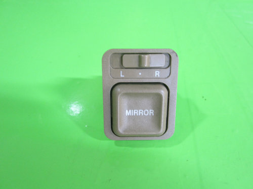 BUTON / COMANDA REGLAJ OGLINZI GWM HOVER FAB. 2005 – 2008 ⭐⭐⭐⭐⭐