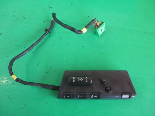 BUTON / COMANDA REGLAJ SCAUN CU MEMORIE DREAPTA FATA COD 39980256 VOLVO XC90 1 2002 - 2014 ⭐⭐⭐...