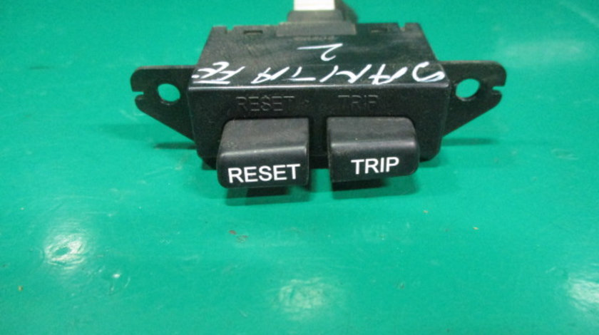 BUTON / COMANDA RESET TRIP COMPUTER BORD HYUNDAI SANTA FE 2 4X4 FAB. 2006 – 2013 ⭐⭐⭐⭐⭐