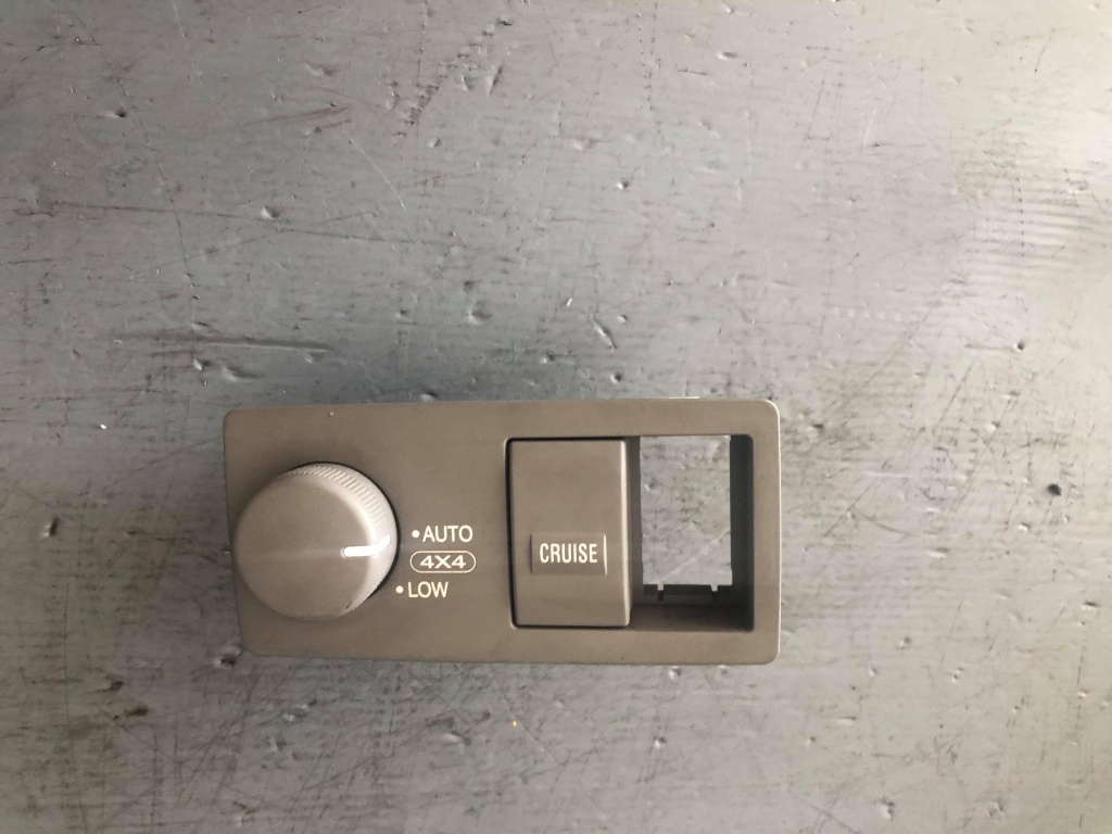 Buton control viteza kia sorento 93210-3e010