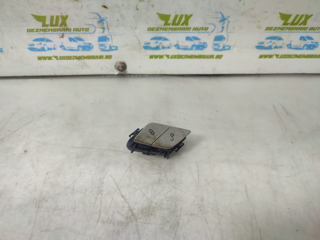 Buton delocare usi A2059055151 Mercedes-Benz C-Class W205/S205/C205 [2014 - 2018]