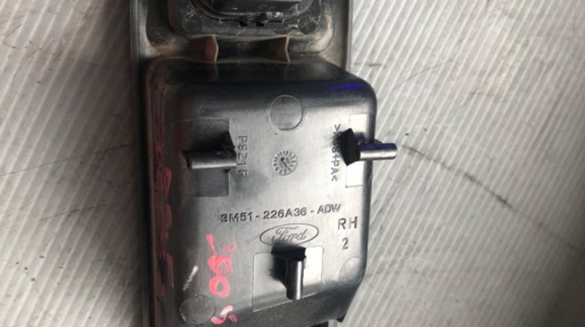 Buton deschide geam dreapta fata ford focus 2