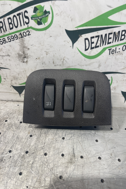 Buton deschidere haion 251631132R Renault Espace 5 [2015 - 2019] Minivan 2.0 dCi EDC (160 hp)
