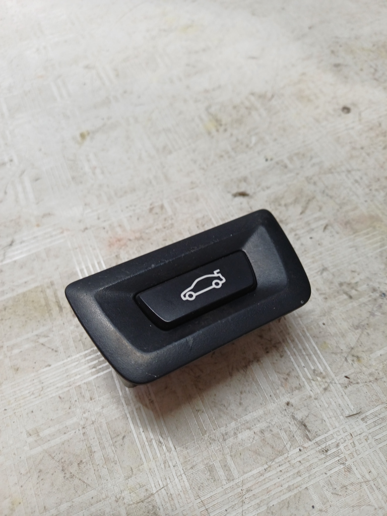 Buton deschidere haion BMW X1 F48 - Motorina 2015, 927511902