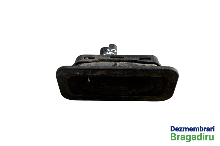 Buton deschidere haion din exterior Cod: 8200076256 8200076256 Renault Megane 3 [2008 - 2014] wagon 5-usi 1.9 dCi MT (130 hp) EURO 5