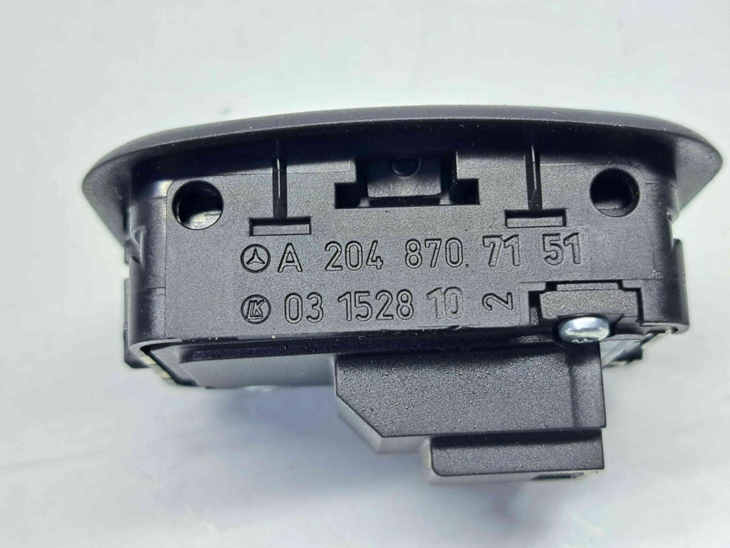 Buton deschidere haion Mercedes Clasa C (W204) [Fabr 2007-2014] A2048707151