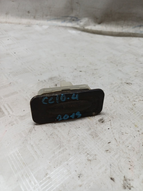 Buton deschidere haion Renault Clio 4 - Benzina 2013, 8200385515
