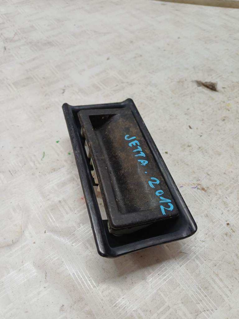 Buton deschidere haion Volkswagen Jetta - Motorina 2012, -
