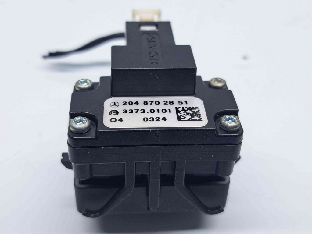 Buton deschidere navigatie Mercedes Clasa C (W204) [Fabr 2007-2014] A2048702851