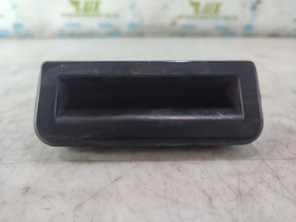 Buton deschidere portbagaj 6V0827566 Audi A6 C8 [2018 - 2020] 2.0 tfsi DKNA +hybrid