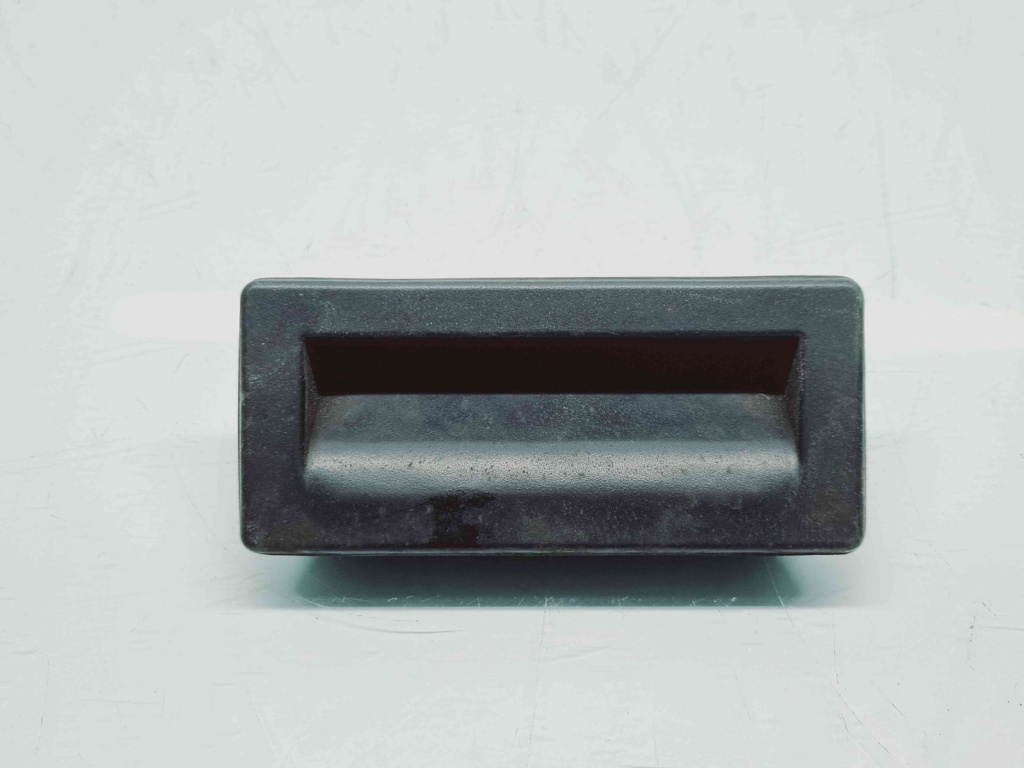 Buton deschidere portbagaj Audi A4 (8W2, B9) [Fabr 2015-2023] 3V0827566