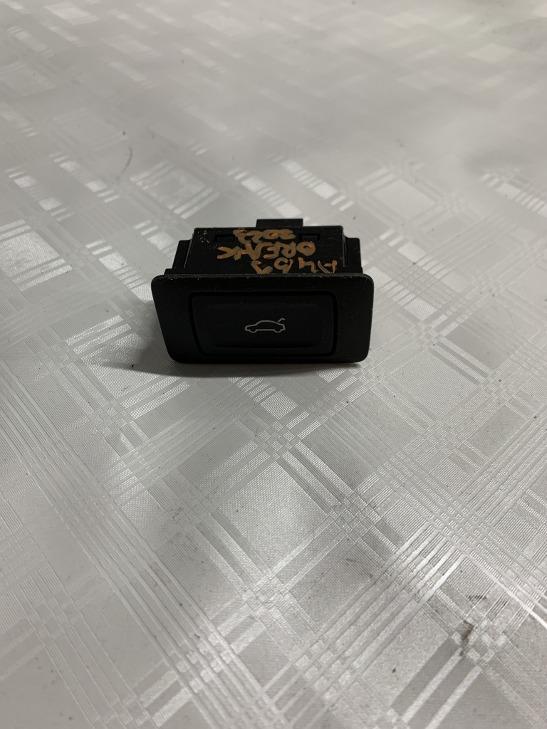 Buton deschidere portbagaj Audi A4 B9 Break - Motorina 2023, 4G0959831C