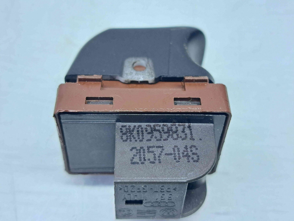 Buton deschidere portbagaj Audi A5 (8T3) [Fabr 2007-2015] 8K0959831