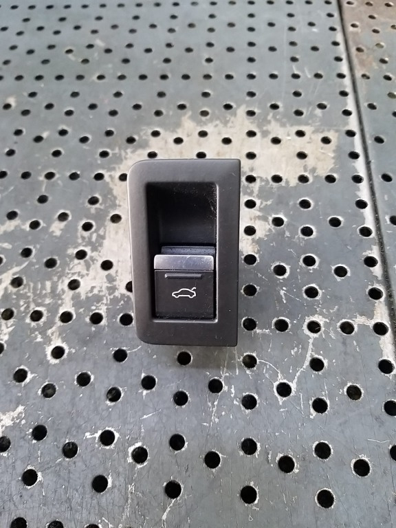 Buton deschidere portbagaj audi a6 c8 4k 4k0959831 4k0959829