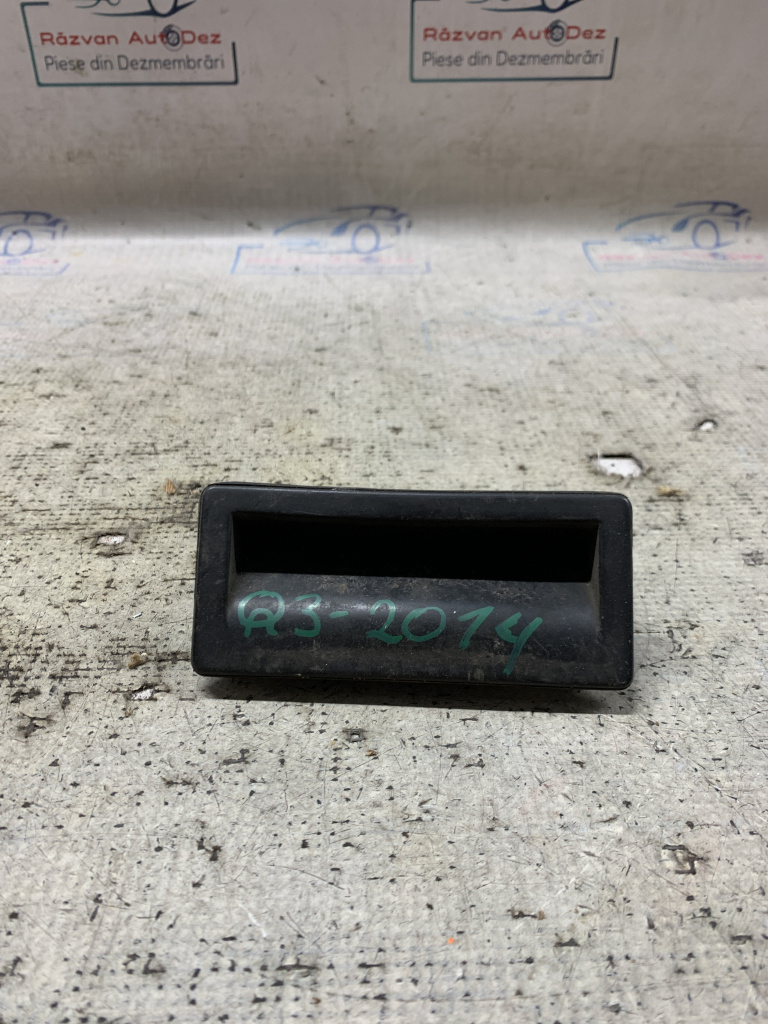 Buton deschidere portbagaj Audi Q3 - Motorina 2014, -