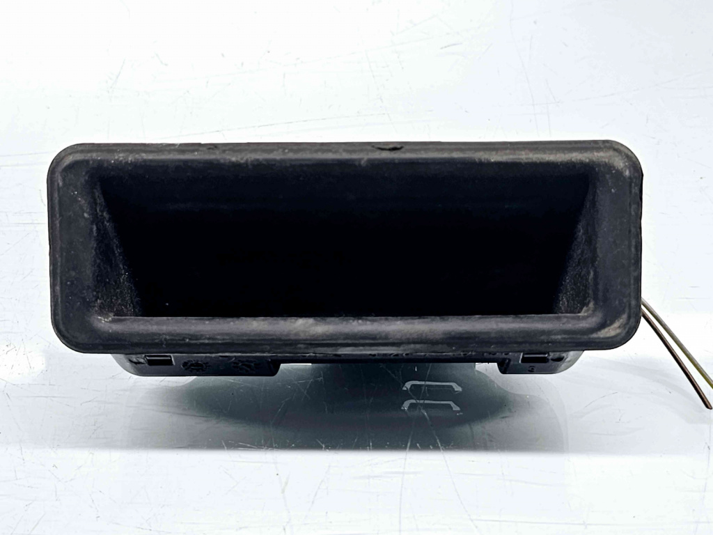 Buton deschidere portbagaj Bmw X6 (E71, E72) [Fabr 2007-2014] 7115158