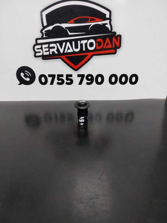 Buton deschidere portbagaj Chrysler 300C (2006-2009) 3.0 Motorina 2008, 04760847AC
