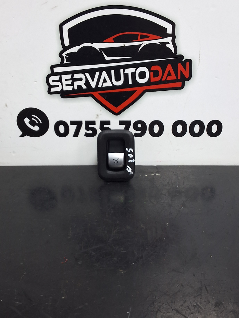 Buton deschidere portbagaj Mercedes-Benz C-Class (2014->) [W205] 1.6 Motorina 2017, A2229052303