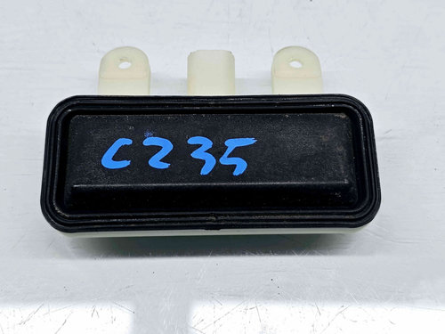 Buton deschidere portbagaj Mercedes Clasa E (W212) AMG [Fabr 2009-2016] 2218702410