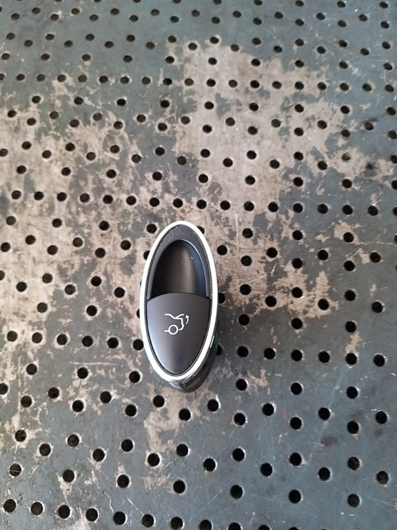 Buton deschidere portbagaj mercedes e class w211 a2118211151