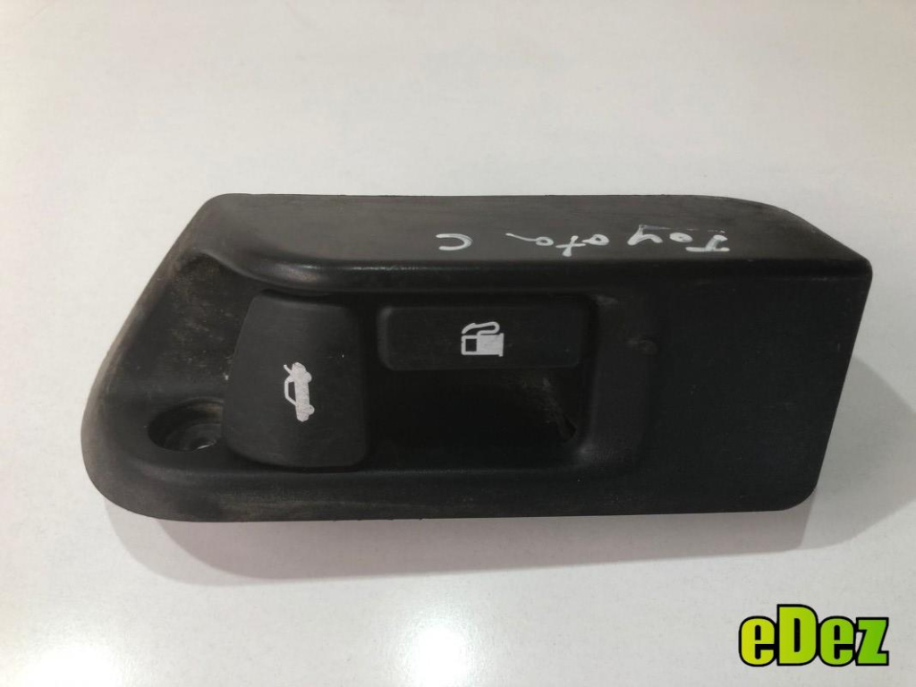 Buton deschidere portbagaj Toyota Corolla (2012-2018)
