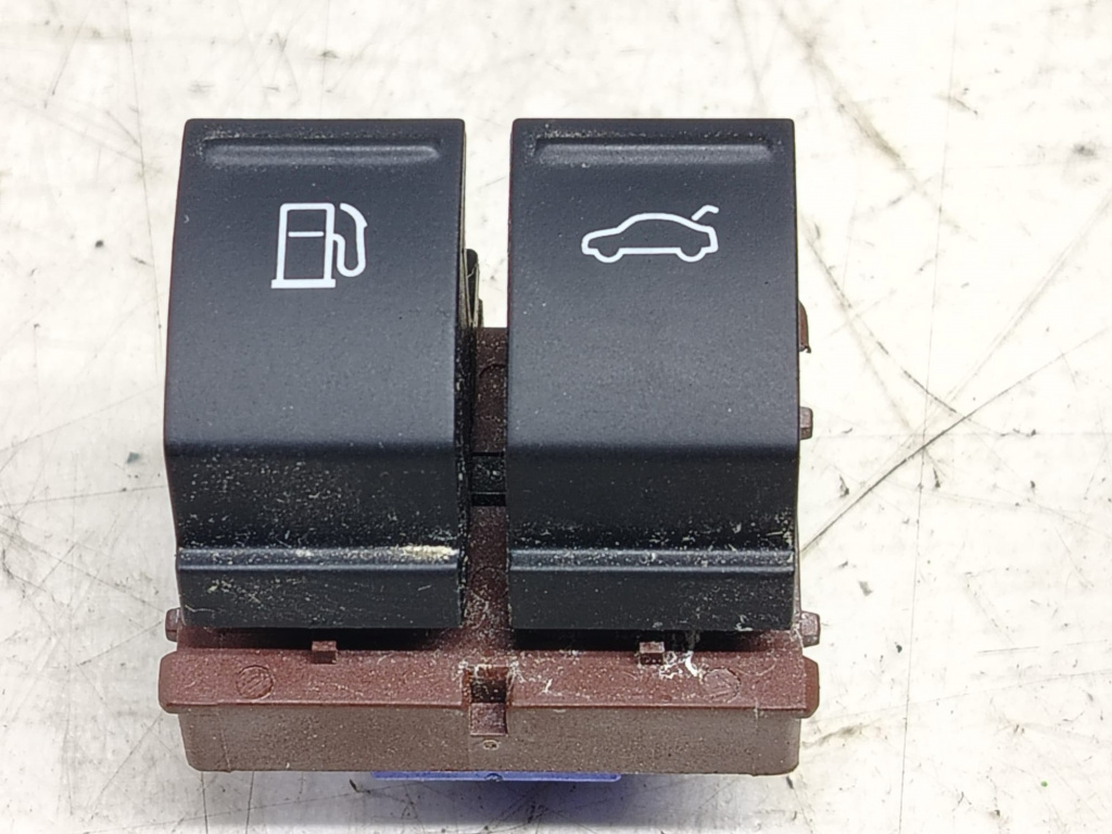 Buton deschidere portbagaj usita rezervor 3c0959903b Volkswagen VW Passat B6 [2005 - 2010]