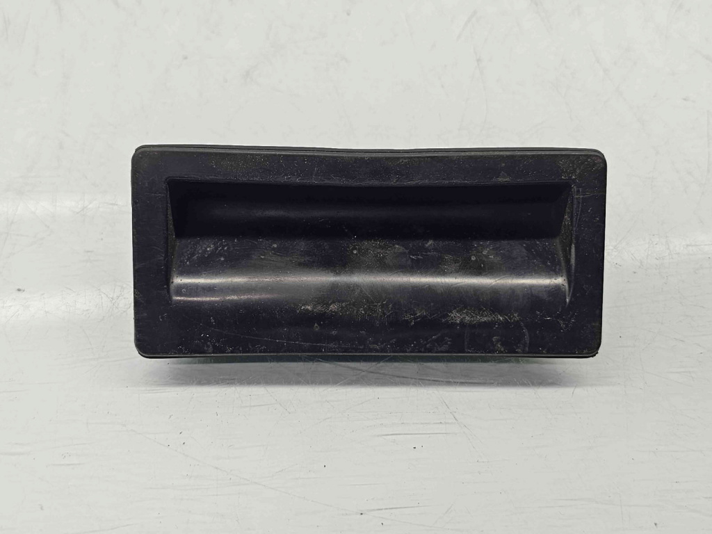 Buton deschidere portbagaj Volkswagen Jetta 4 (162,163) [Fabr 2010-2016] 5N0827566