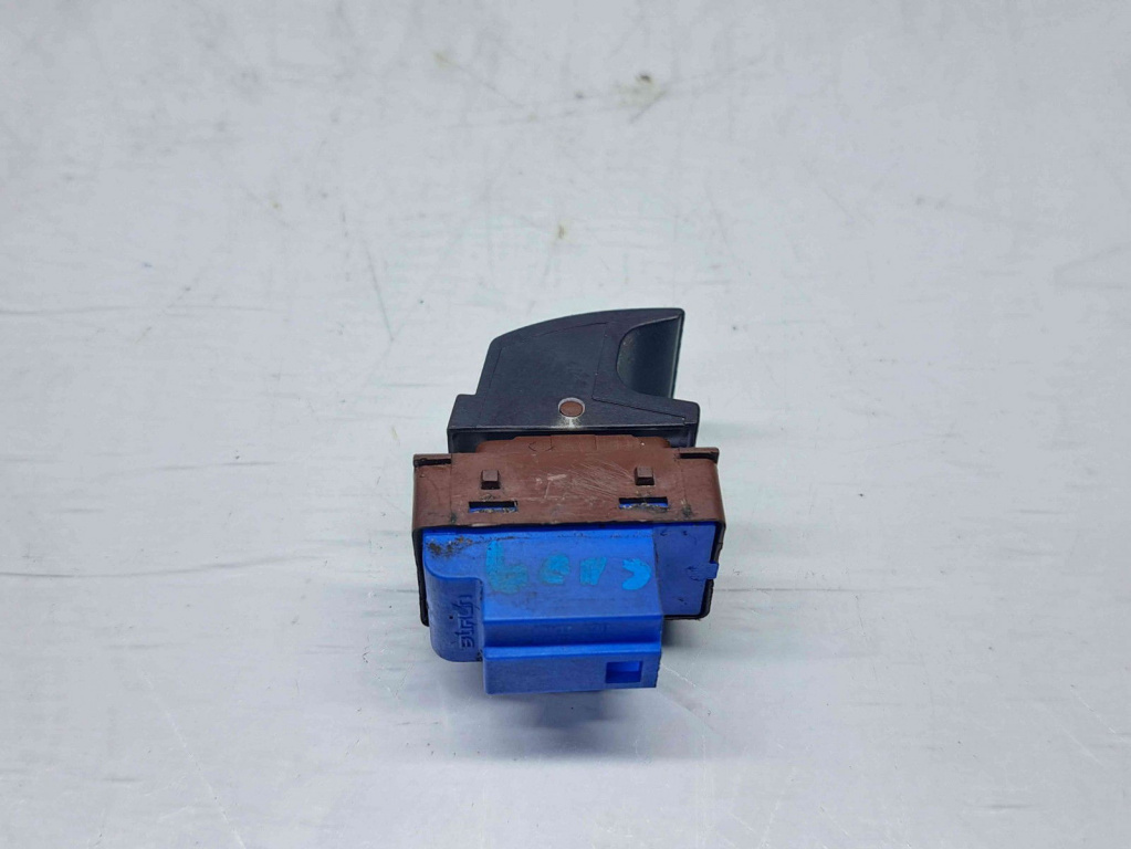 Buton deschidere portbagaj Volkswagen Passat B7 (362) [Fabr 2010-2014] OEM 2.0 TDI CFFB 103KW / 140CP
