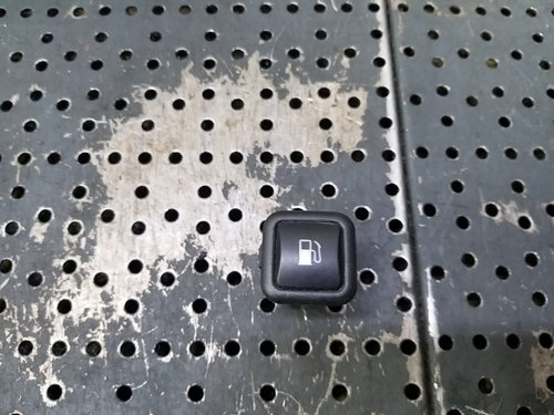 Buton deschidere portbagaj vw bora 1j 3b0959833a