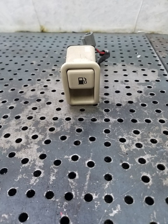 Buton deschidere rezervor hyundai santa fe 2 935552b000