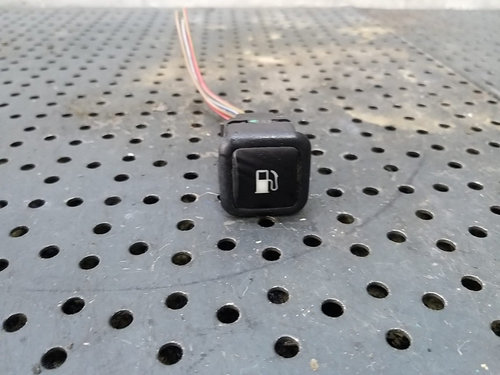 Buton deschidere rezervor vw passat b5 3b 3b0959833a