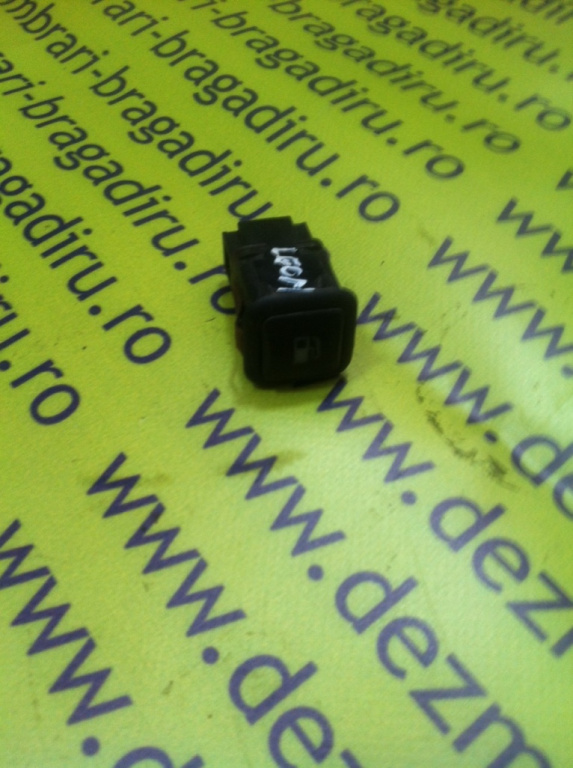 Buton deschidere usita rezervor Seat Leon 1M [1999 - 2005] Hatchback 1.4 MT (75 hp) (1M1)