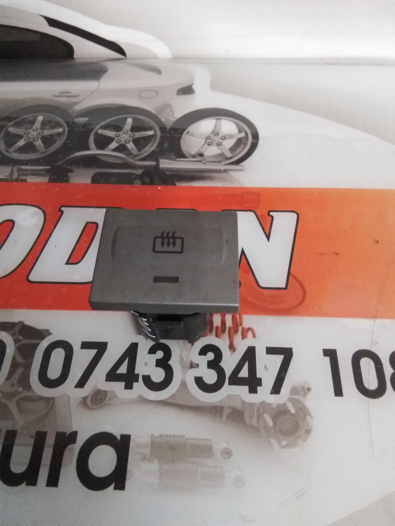 Buton dezaburire Ford Focus 2 (2004-2010) [DA_] 1.8 Motorina 2006, 8V4T18C621AB
