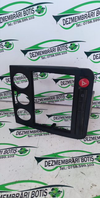 Buton dezaburire luneta Seat Ibiza 3 6L [2002 - 2006] Hatchback 5-usi 1.2 MT (64 hp)