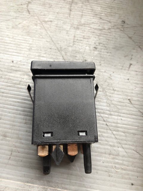 Buton dezaburire luneta vw passat b5 3b0959621c