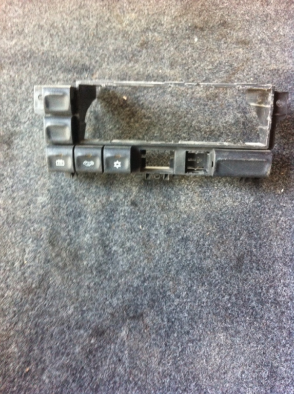 Buton dezaburire Opel Vectra B [1995 - 1999] Sedan 4-usi 1.6 MT (101 hp) (36_) 1.6 16V