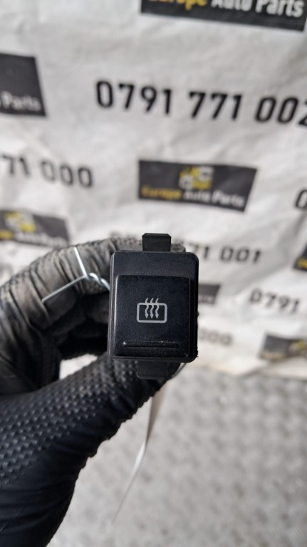 Buton dezaburire Skoda Superb 1.9 TDI an fabricatie 2008 cod 3U0959621A