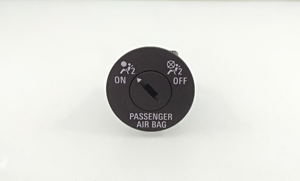 Buton dezactivare airbag 13268602 Opel Insignia an fab. 2008 - 2011