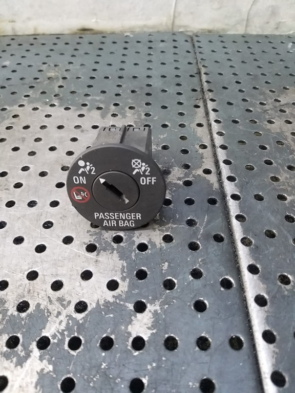 Buton dezactivare airbag opel corsa e x15 13577258