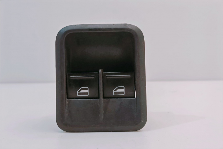 Buton Electric Geamuri, cod 5J0867171A 5J0867171A Skoda Fabia 5J [2007 - 2010]