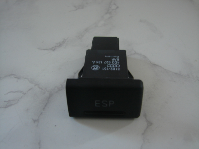 Buton ESP Audi A8 D2/4D [1994 - 1999] Sedan 4-usi 2.8 tiptronic (193 hp)