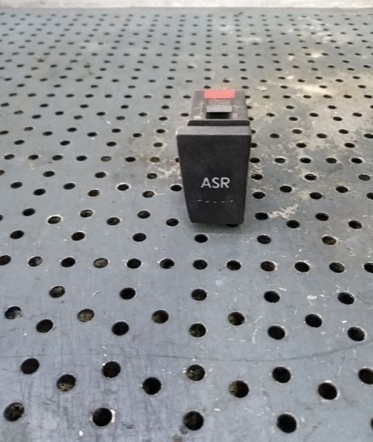 Buton ESP Volkswagen VW Passat B5 [1996 - 2000] wagon 1.9 TDI MT (115 hp)