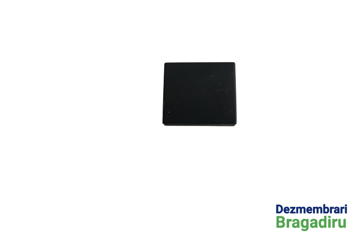 Buton fals Cod: 1K0959623B 1K0959623B Volkswagen VW Golf 5 [2003 - 2009] Hatchback 3-usi 1.9 TDI 6DSG (105 hp) Cod motor: BKC, Cod cutie: HLH, Cod culoare: LA6Q