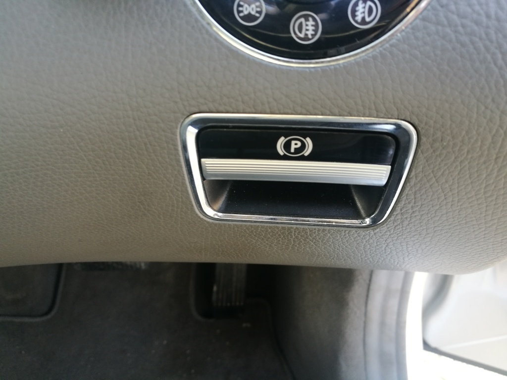 BUTON FRANA DE MANA ELECTRIC W221 MERCEDES S CLASS 2007