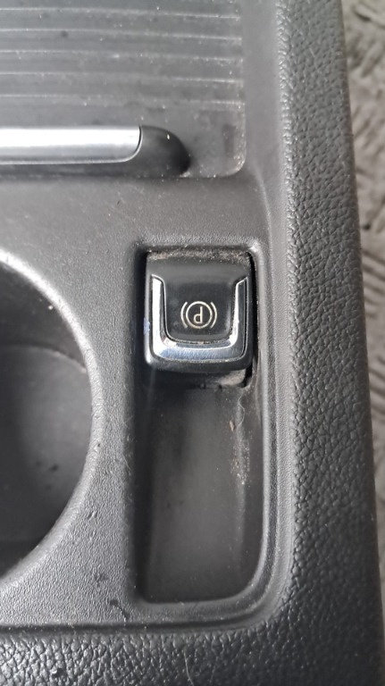 Buton frana de mana Opel Astra J an 2011 cod 20843230