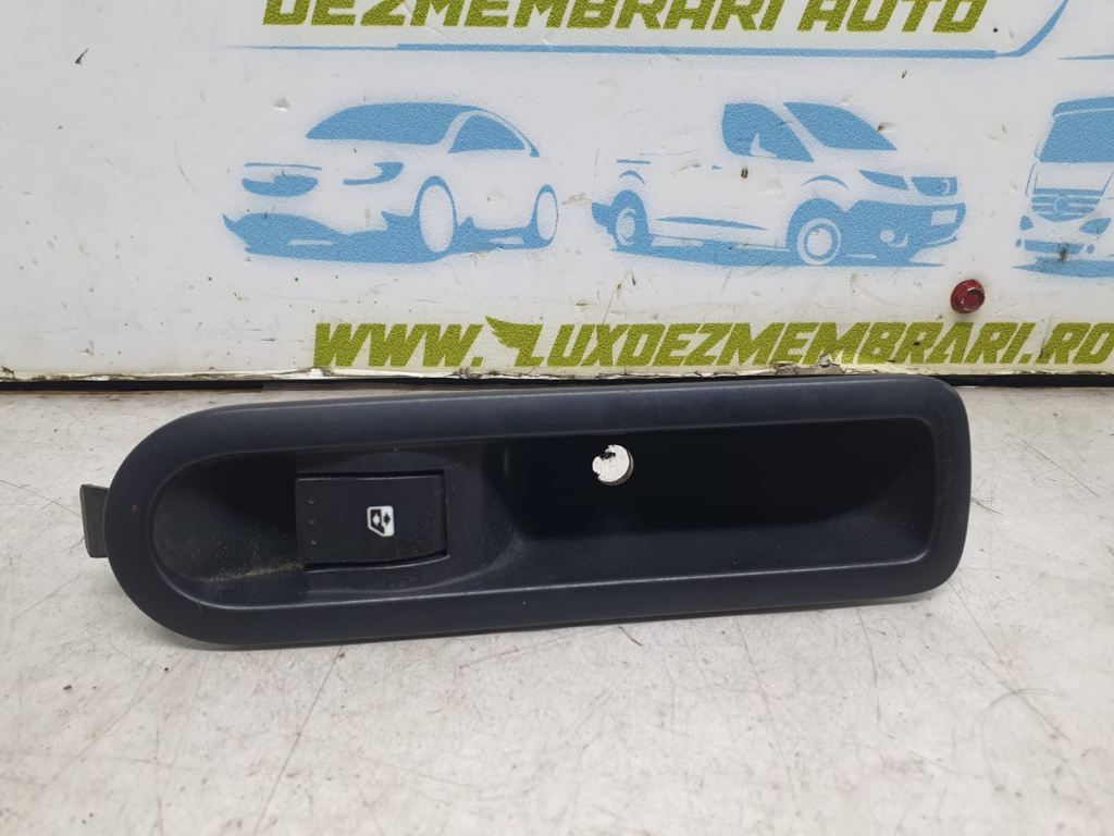 Buton geam 156013870 Renault Megane 2 [facelift] [2006 - 2012] 1.5 dci K9K724
