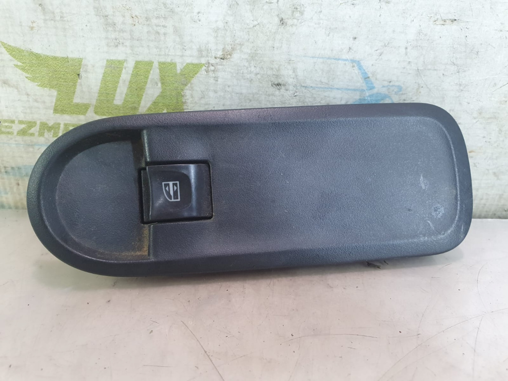 Buton geam 809601386r Dacia Duster [facelift] [2013 - 2017] 1.5 dci K9K858