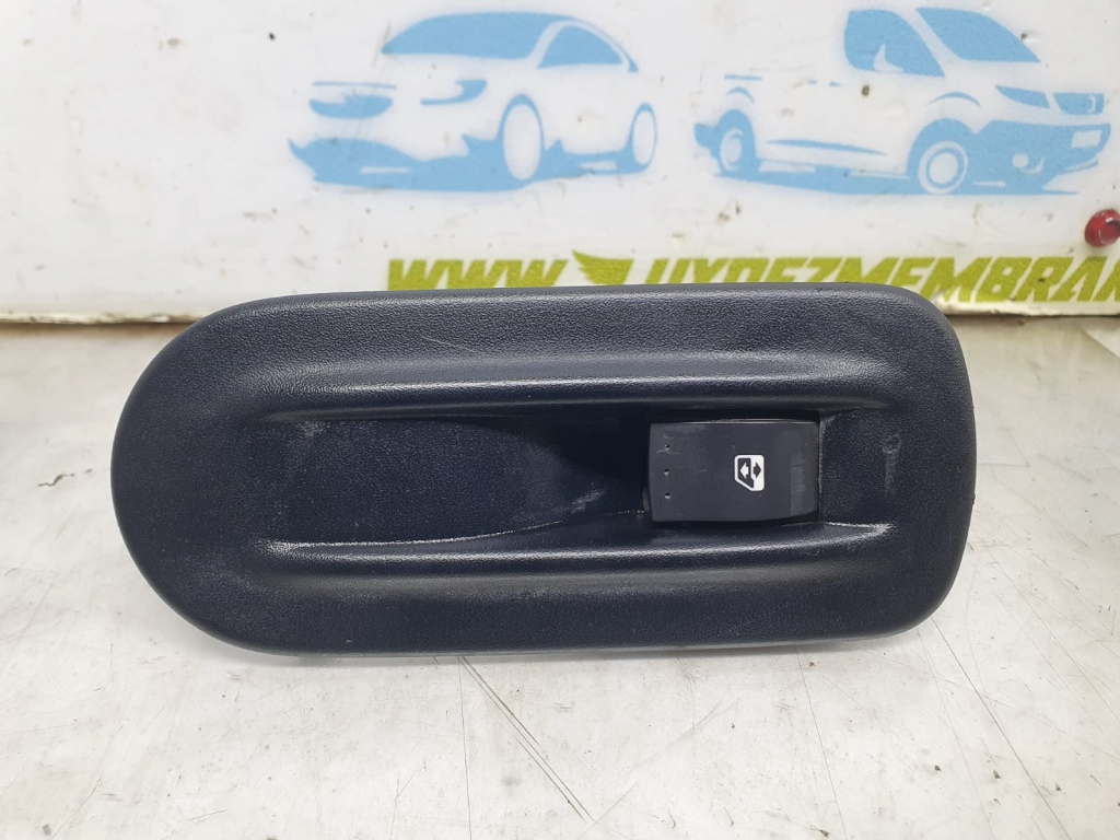 Buton geam dreapta fata 8200206603 Renault Master 2 [1997 - 2004]
